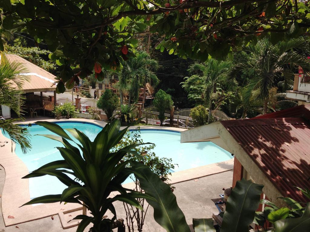 לובוק Hilltop Cottages מראה חיצוני תמונה