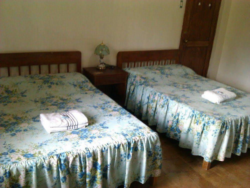 לובוק Hilltop Cottages מראה חיצוני תמונה